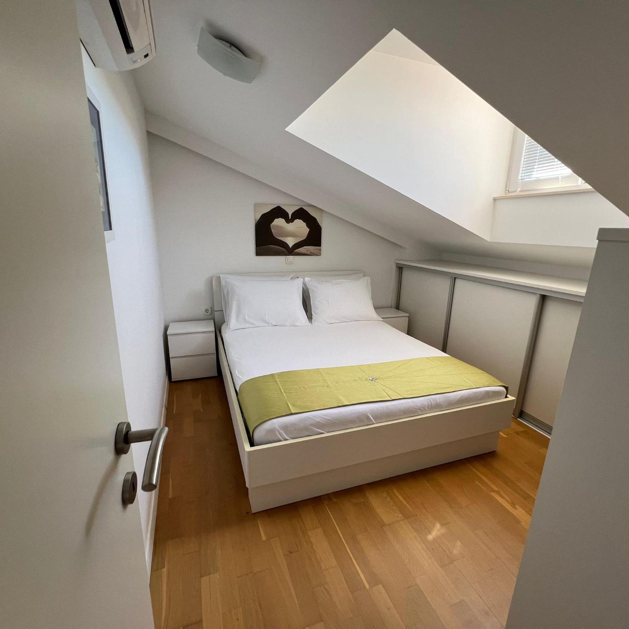 City Apartments Nada Makarska Esterno foto